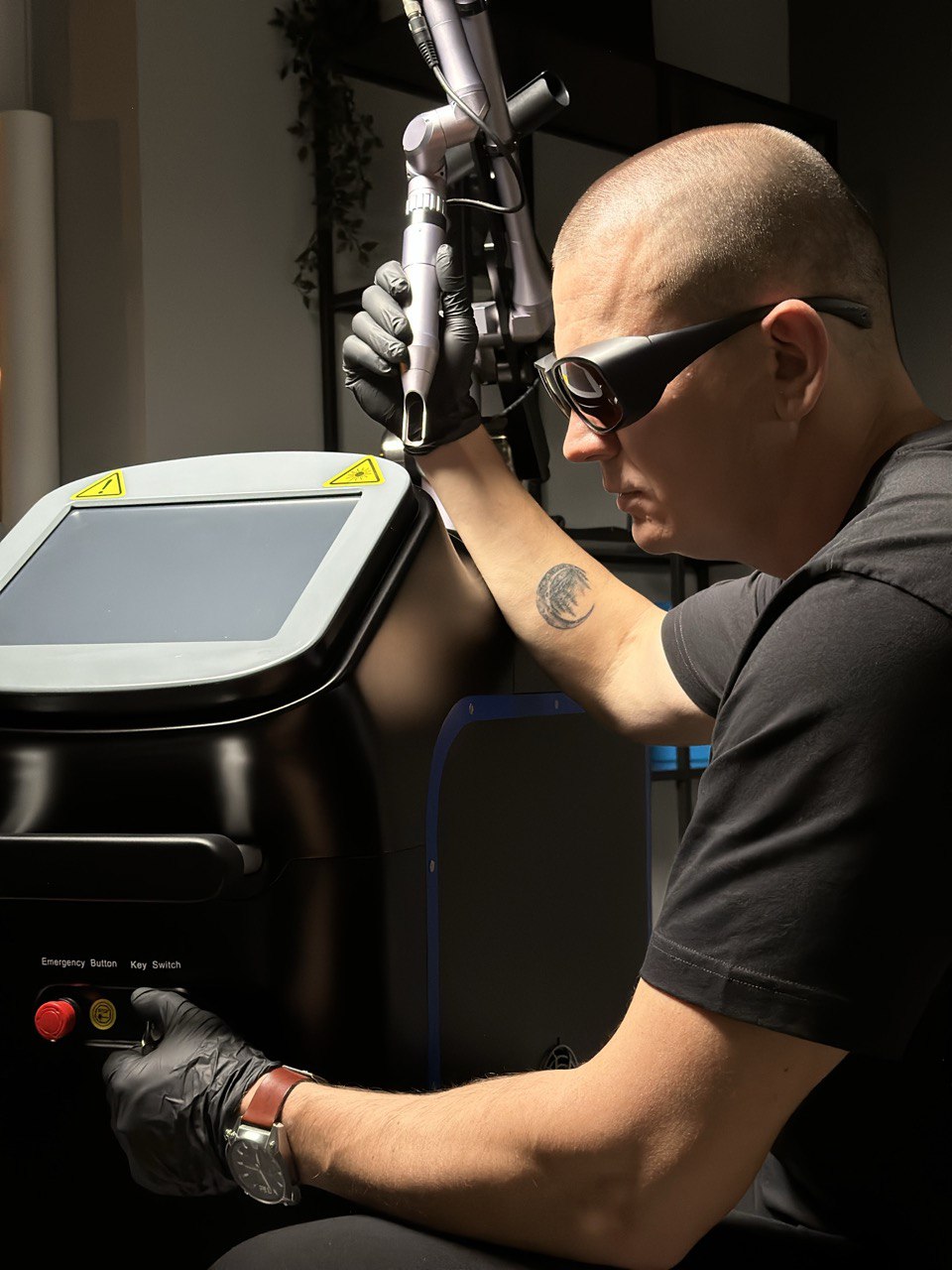 Максим Букетов